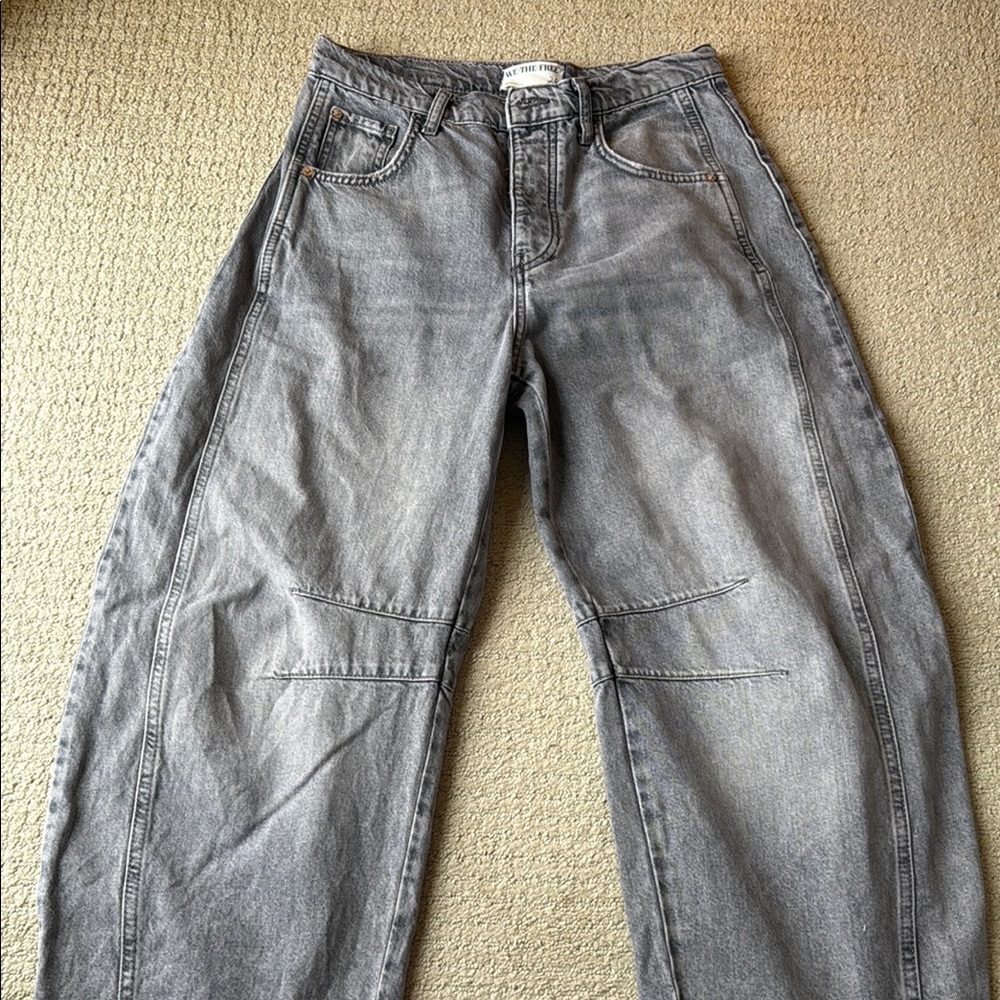We The Free Gray Relaxed barrel jean